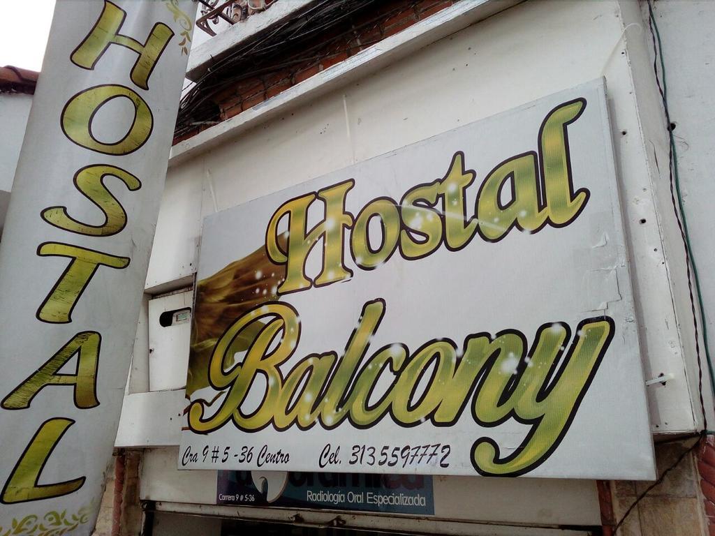 פופאיין Hostal Balcony מראה חיצוני תמונה